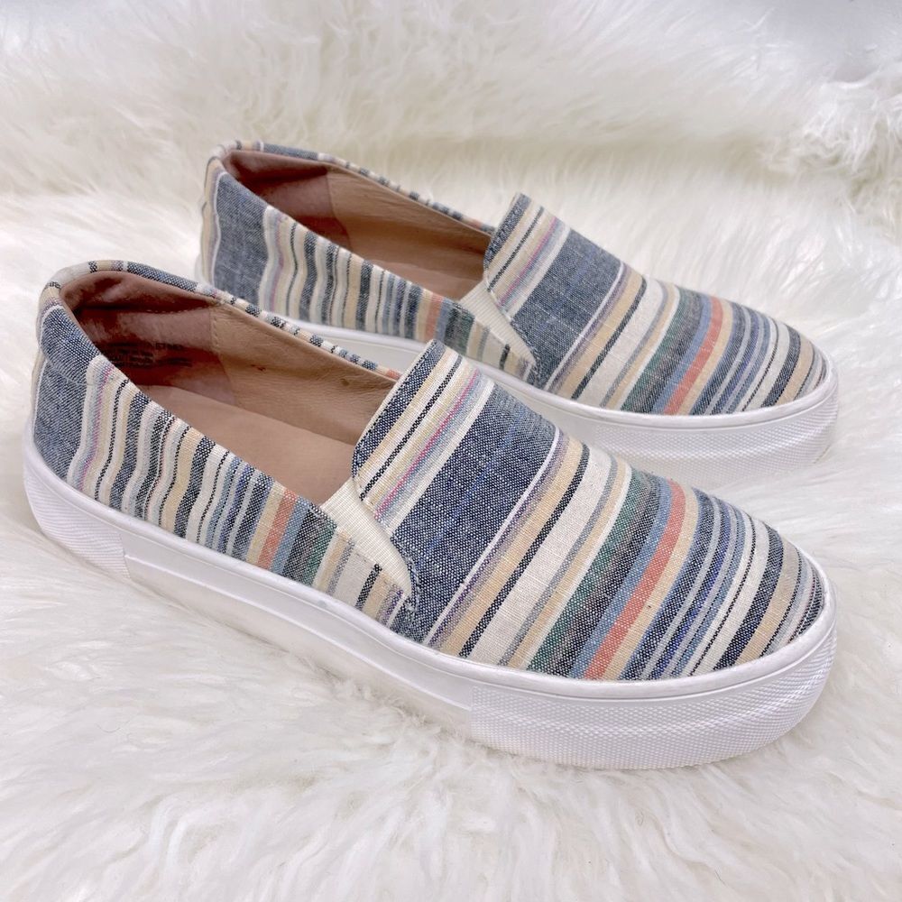 Caslon | Slip-on colorful striped sneakers 6.0